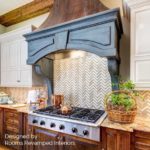 CHEVRON WEAVE – WOODEN BEIGE WITH ATHENS GRAY STRIPS