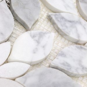 MJ RAIN FLOWER – WHITE CARRARA, WHITE THASSOS WITH WHITE CARRARA DOT